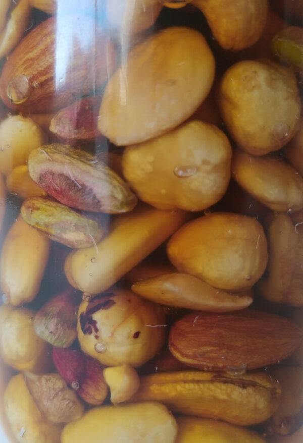 miel aux fruits secs scaled